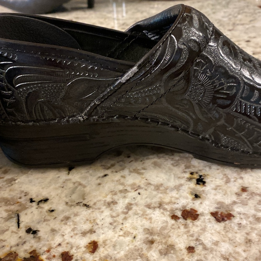 Dansko Tooled size 40 ladies shoes - Picture 4 of 6